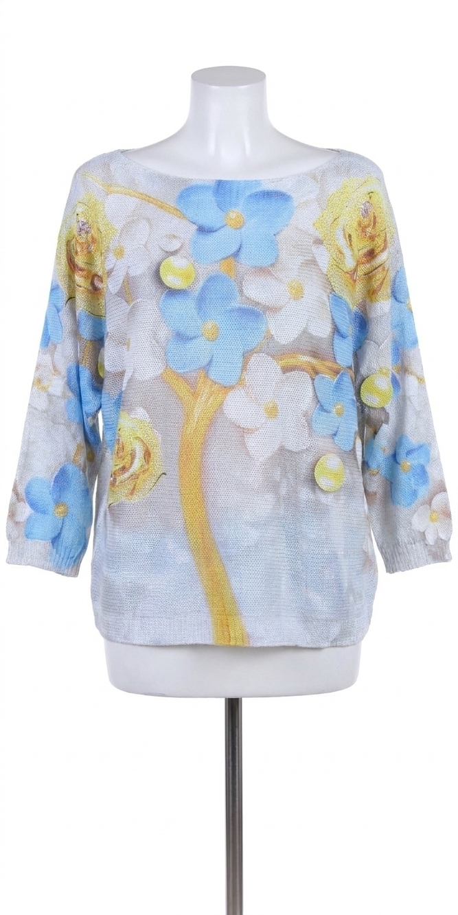 NEW GIGI MODA in fiore batwing sweater in white